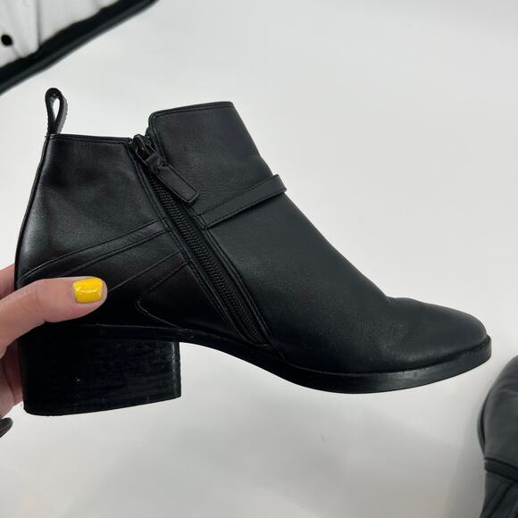 Cole Haan short black ankle leather booties gold buckle etta block heel size 9 - Picture 6 of 11